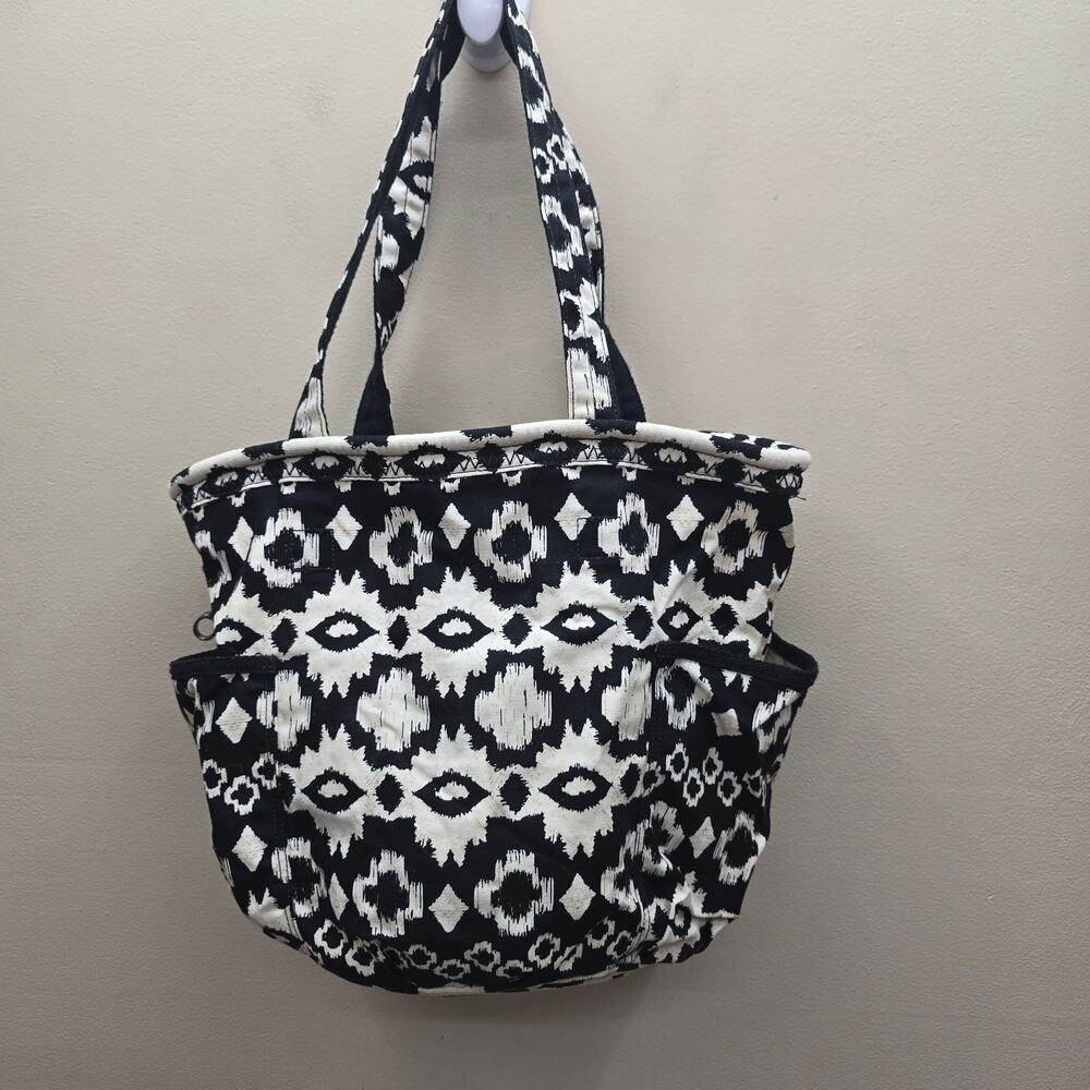 Thirty-One Retro Metro Aztec Print Canvas Tote Bag Bohemian Boho White Black